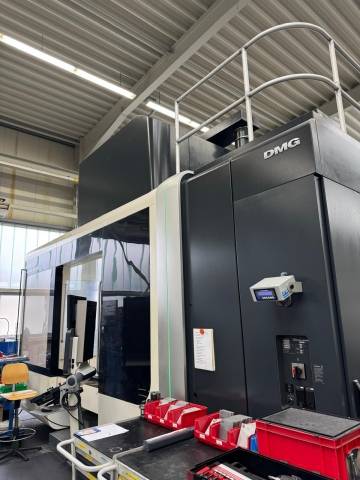 CNC milling machine